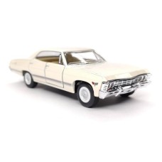 Машинка інерційна "1967 Chevrolet Impala" KT5458W-2 масштаб 1:36 Білий