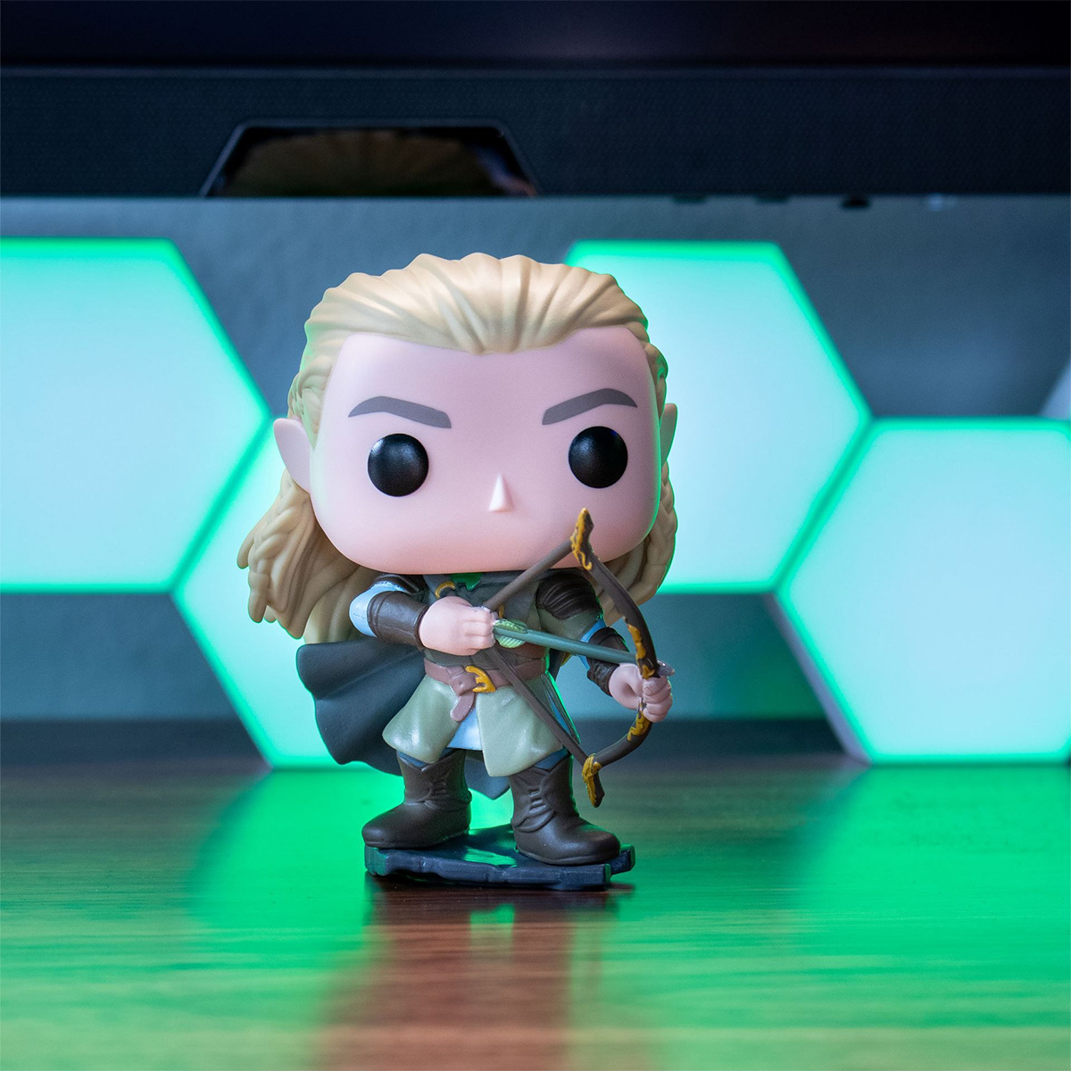 Игровая фигурка Funko POP! серии "Властелин колец" - Леголас с Луком — фото 3