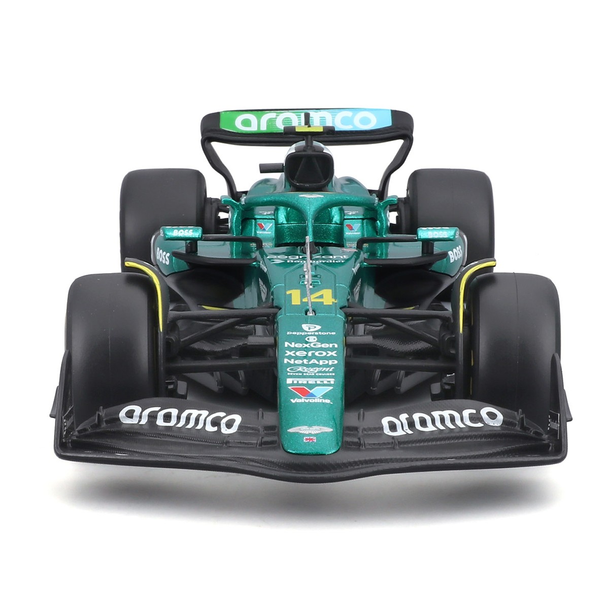 Автомодель с фигуркой – Aston Martin AMR25 (2025) (1:24) — фото 6