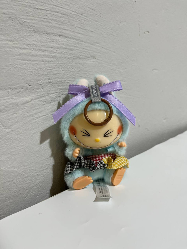 Дитяча м'яка іграшка-брелок The Monsters Labubu Labubu14 в асортименті — фото 2