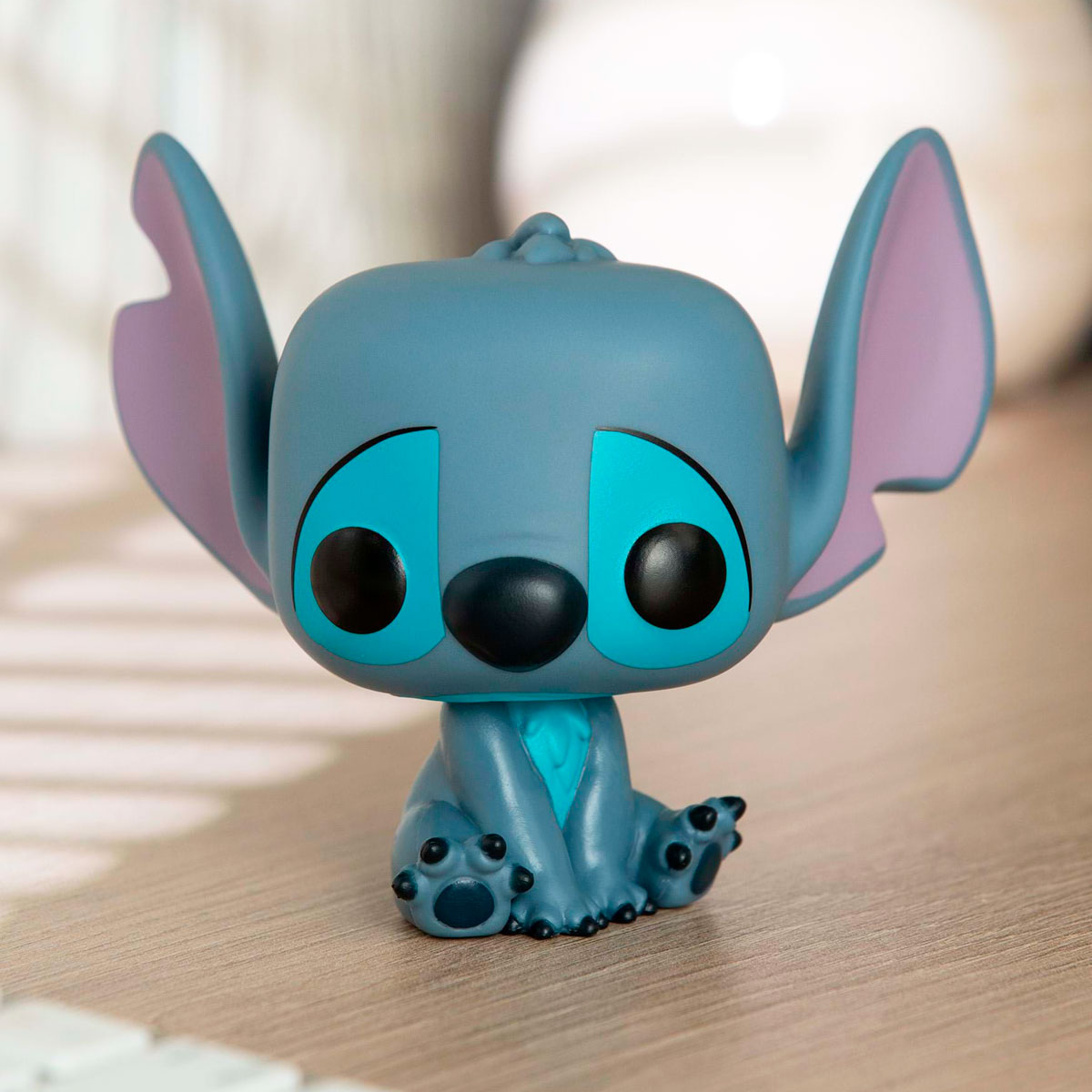 Ігрова фігурка Funko POP! cерії "Lilo & Stitch" - Stitch Seated — фото 3