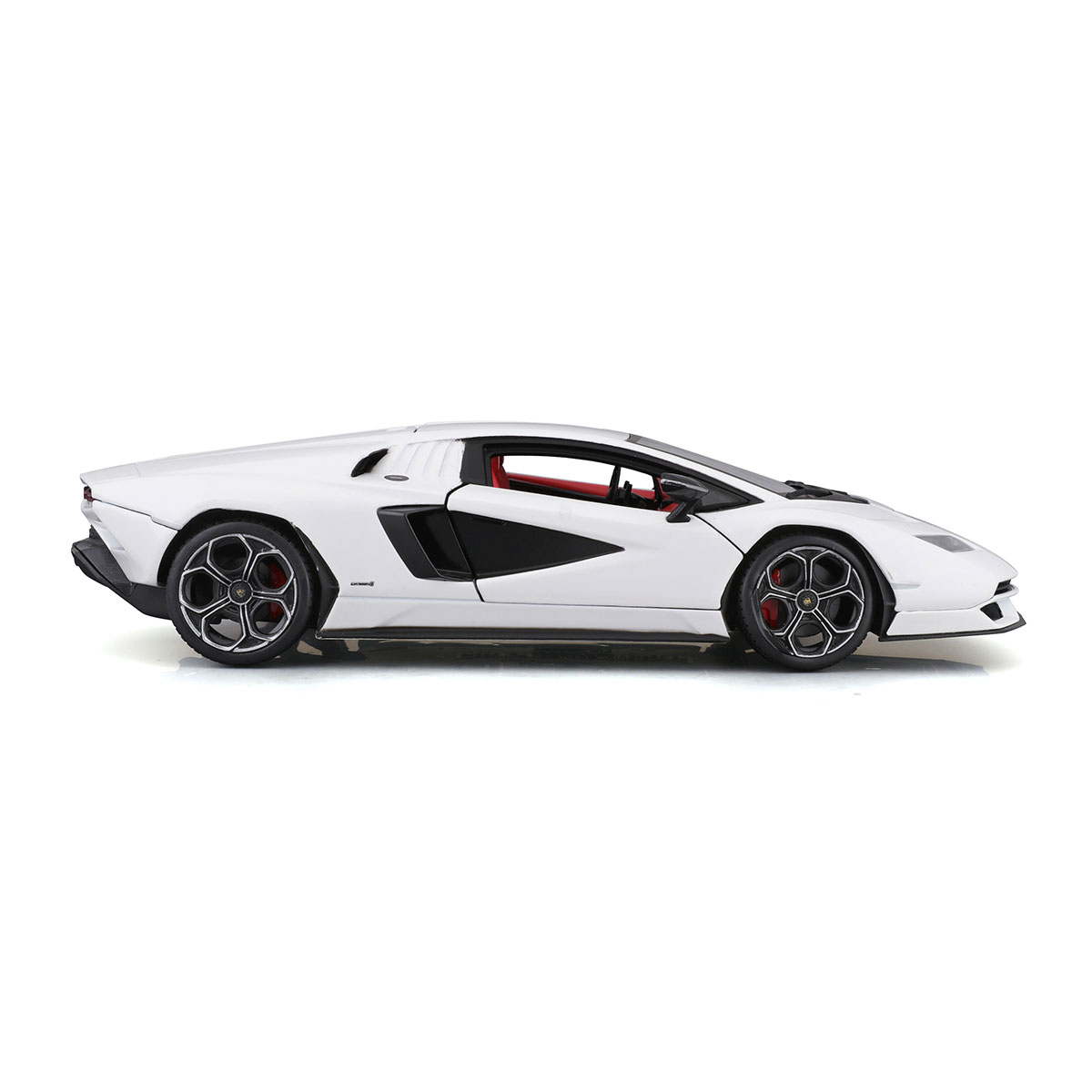 Автомодель – Lamborghini Countach LPI 800-4 (біла, 1:24) — фото 3