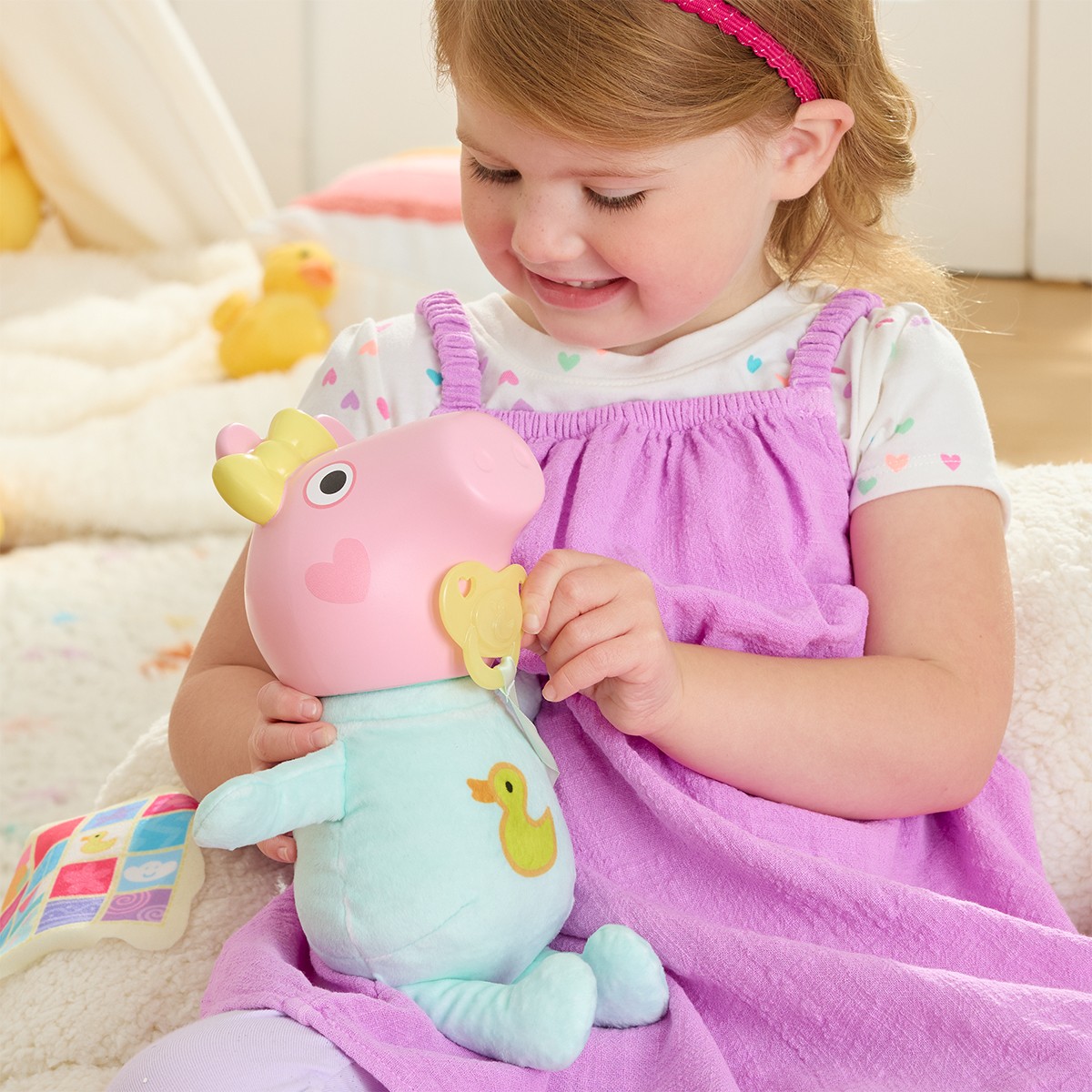 Інтерактивна іграшка Peppa – Крихітка Еві: Хрюшки-Обіймашки — фото 5